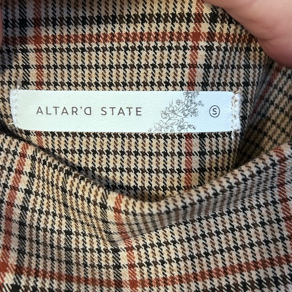 NWT Altar’d State pleated miniskirt, size S - Picture 2 of 9